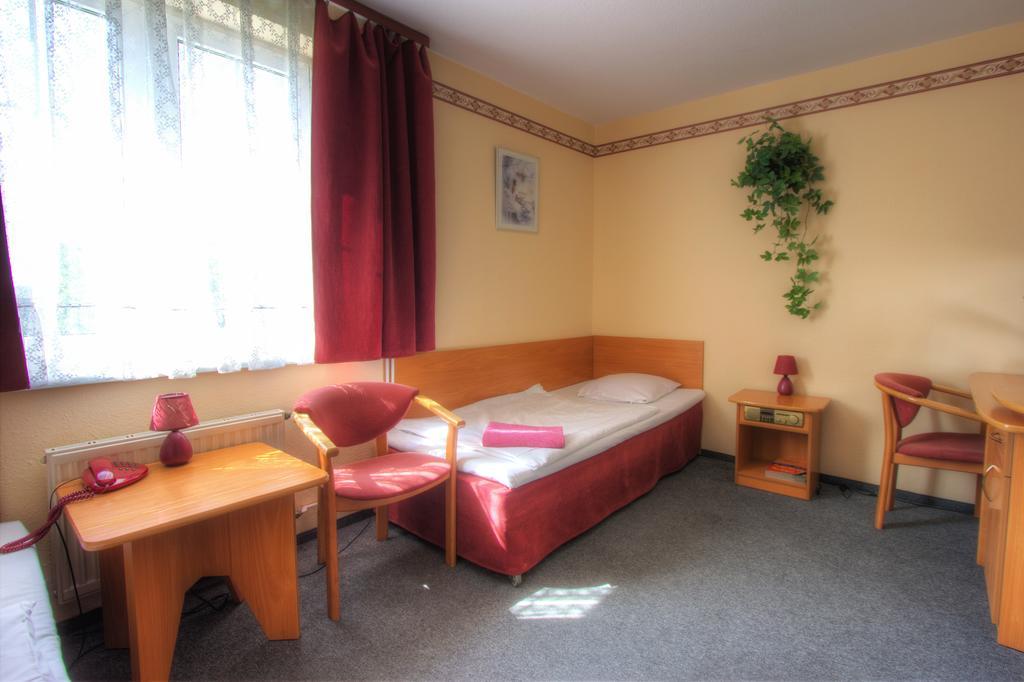 Hotel Margo Cedynia ห้อง รูปภาพ