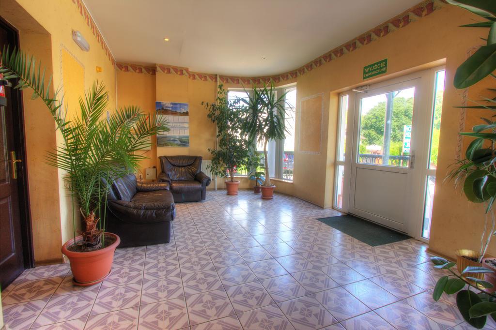 Hotel Margo Cedynia ภายนอก รูปภาพ