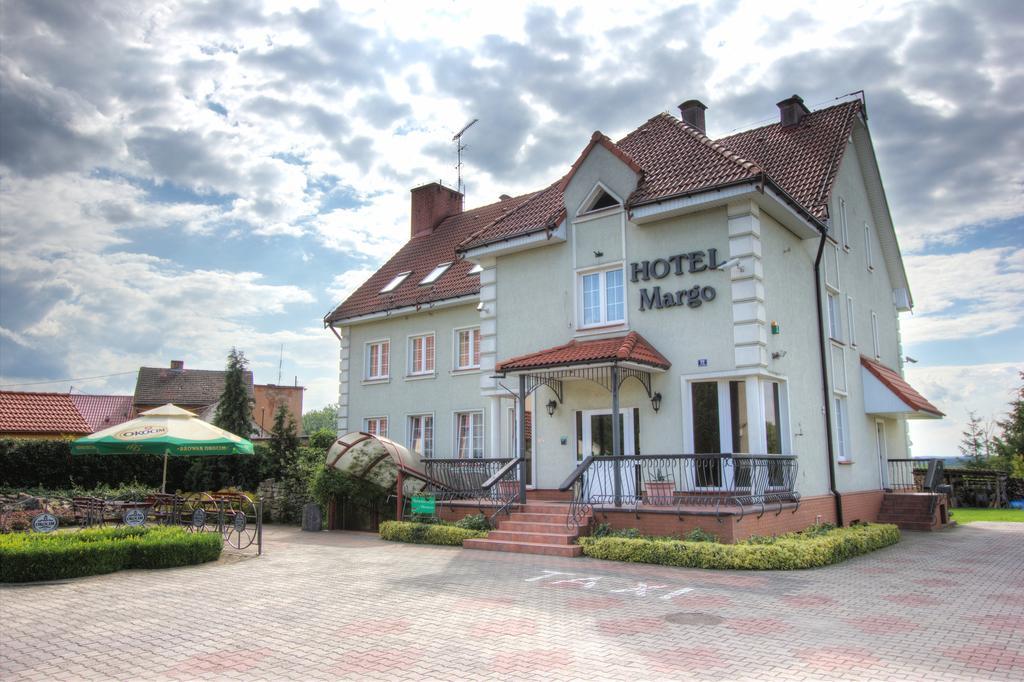 Hotel Margo Cedynia ภายนอก รูปภาพ